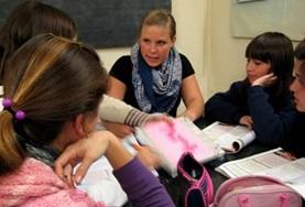 Vrijwilligerswerk in Argentinië:Als vrijwilliger geef je in Argentinië voorlichting over mensenrechten, bijvoorbeeld aan schoolkinderen. Als vrijwilliger geef je in Argentinië voorlichting over mensenrechten, bijvoorbeeld aan schoolkinderen.
