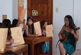 Creatieve vorming projecten in het buitenland:Een Kunst & Cultuur vrijwilliger helpt kinderen in Ecuador bij hun ontwikkeling door creatieve vorming te geven. Een Kunst & Cultuur vrijwilliger helpt kinderen in Ecuador bij hun ontwikkeling door creatieve vorming te geven.