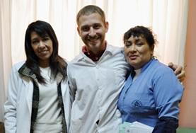 Vrijwilligerswerk in Peru:Door geneeskunde vrijwilligerswerk te doen in Peru kun je veel nieuwe medische kennis opdoen van lokale artsen. Door geneeskunde vrijwilligerswerk te doen in Peru kun je veel nieuwe medische kennis opdoen van lokale artsen.