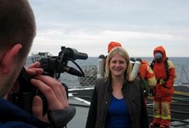 Journalistieke projecten in het buitenland:Als je journalistiek vrijwilligerswerk doet in Ghana, doe je nuttige ervaring op in buitenland verslaggeving. Als je journalistiek vrijwilligerswerk doet in Ghana, doe je nuttige ervaring op in buitenland verslaggeving.