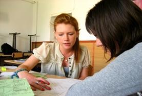 Vrijwilligerswerk in Roemenië:Help scholieren bij hun huiswerk en Engelse les tijdens het lesgeef project voor vrijwilligers in Roemenië. Help scholieren bij hun huiswerk en Engelse les tijdens het lesgeef project voor vrijwilligers in Roemenië.