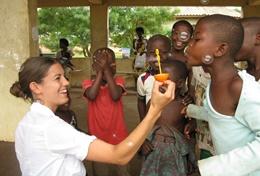 Vrijwilligerswerk in Ghana:Als sociaal werker help je bij de zorg voor patiënten en wissel je kennis uit met lokale collega's. Als sociaal werker help je bij de zorg voor patiënten en wissel je kennis uit met lokale collega's.