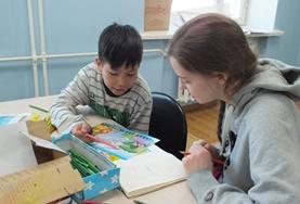 Stage sociaal werk in het buitenland:Help moeilijk lerende kinderen in hun leerproces tijdens een stage sociaal werk in Mongolië. Help moeilijk lerende kinderen in hun leerproces tijdens een stage sociaal werk in Mongolië.
