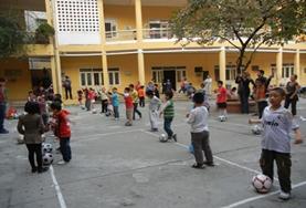 Vrijwilligerswerk in Vietnam:Help als vrijwilliger bij het geven van de gymlessen op scholen in Vietnam. Help als vrijwilliger bij het geven van de gymlessen op scholen in Vietnam.